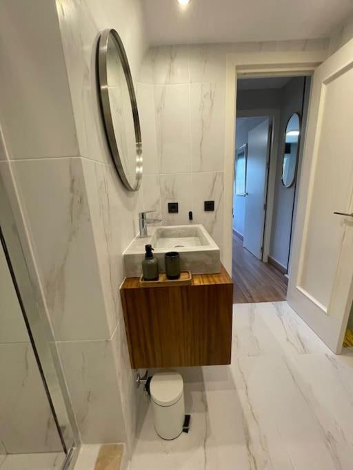 Estupendo Duplex A 5 Min Andando De La Playa Leilighet Marbella Eksteriør bilde